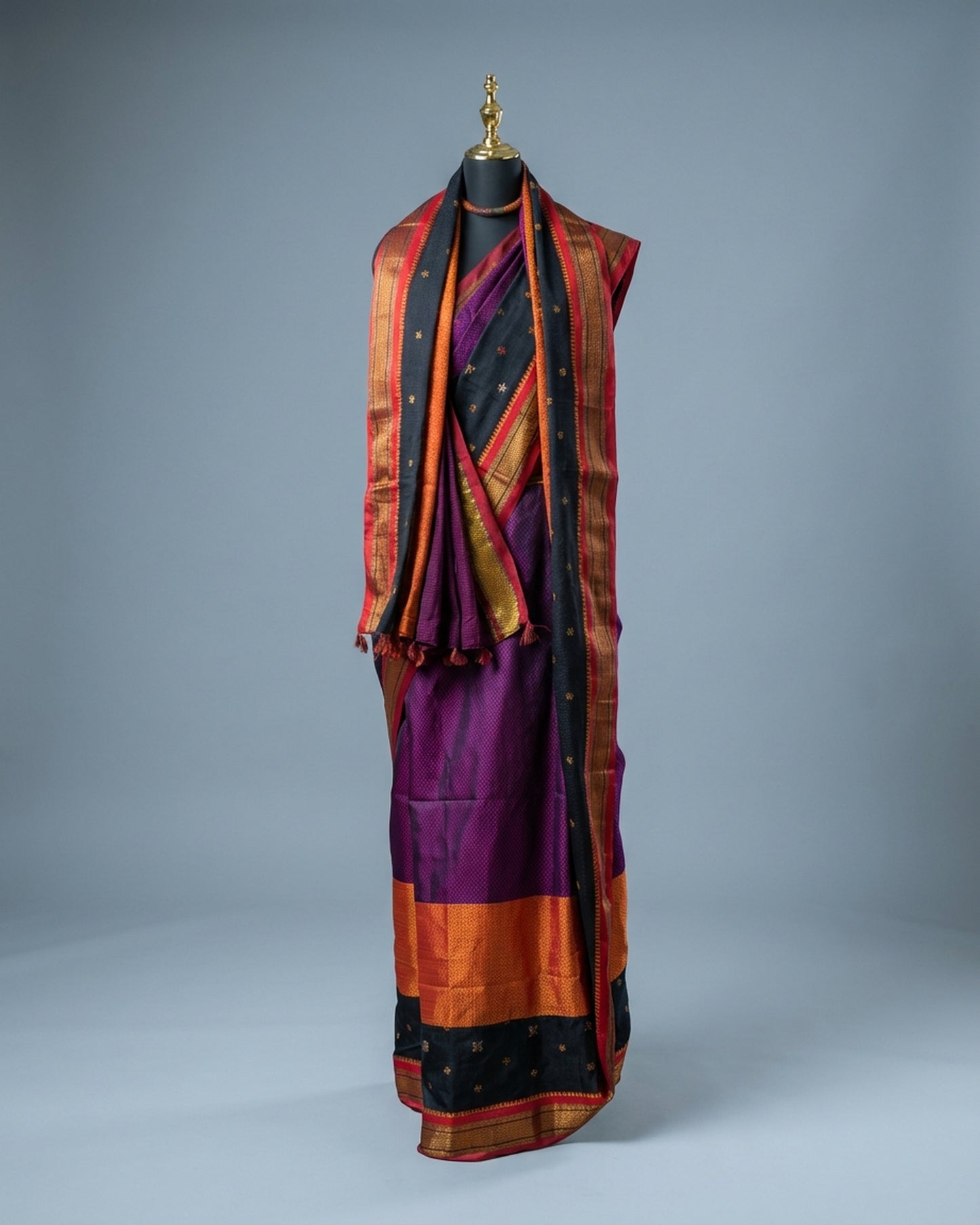 Khun Kashida Trendy Saree